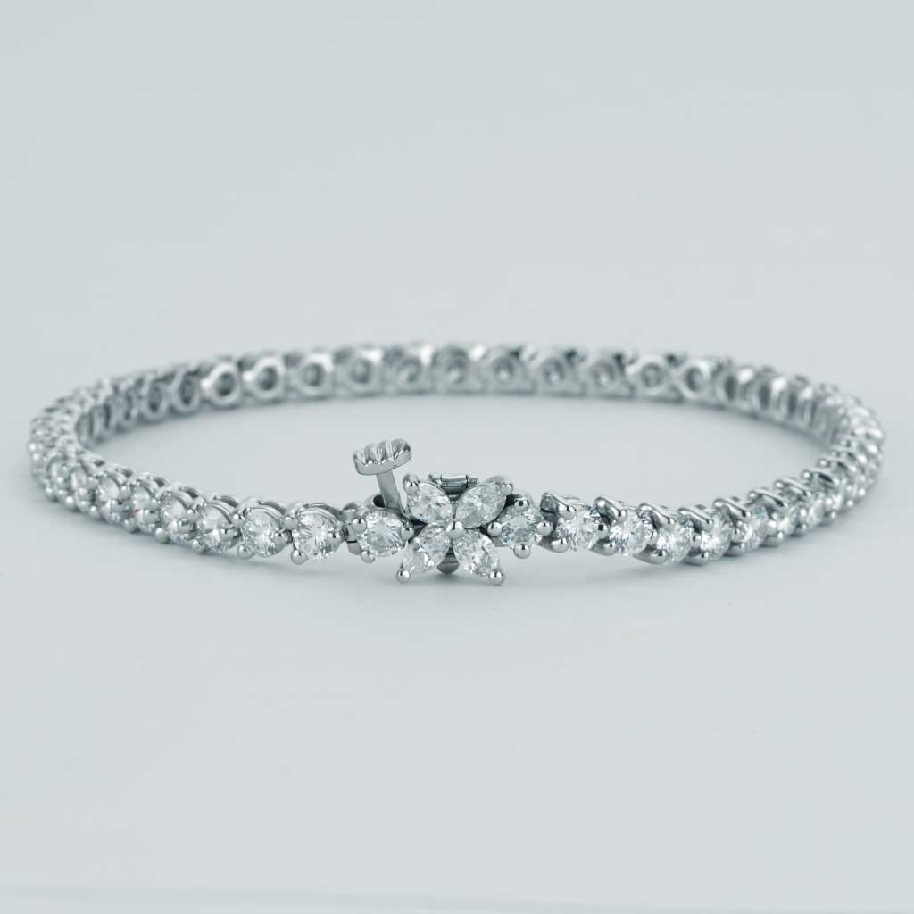 Tiffany  Co Victoria Platinum 546 Ct Diamond Vine Tennis Bracelet in  White  Lyst