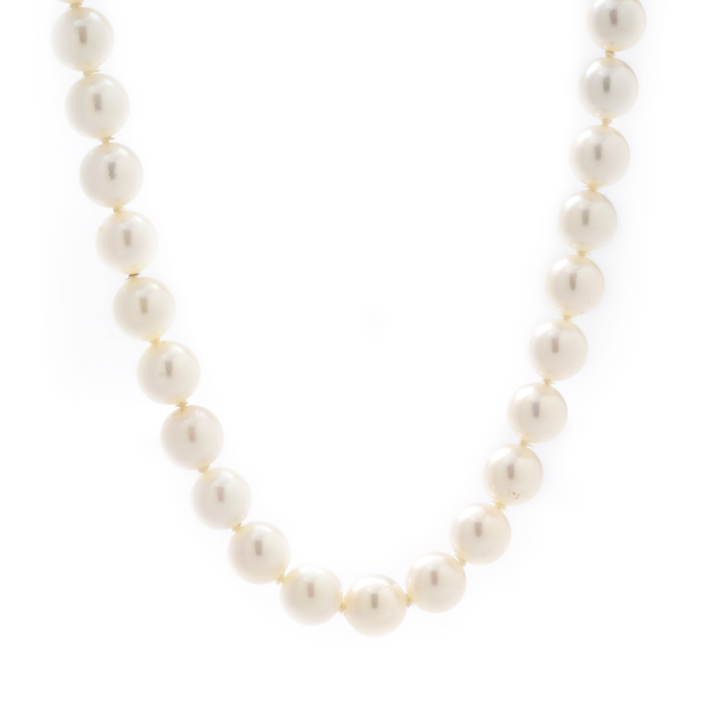 Mikimoto Pearl Necklace with Yellow Gold Clasp